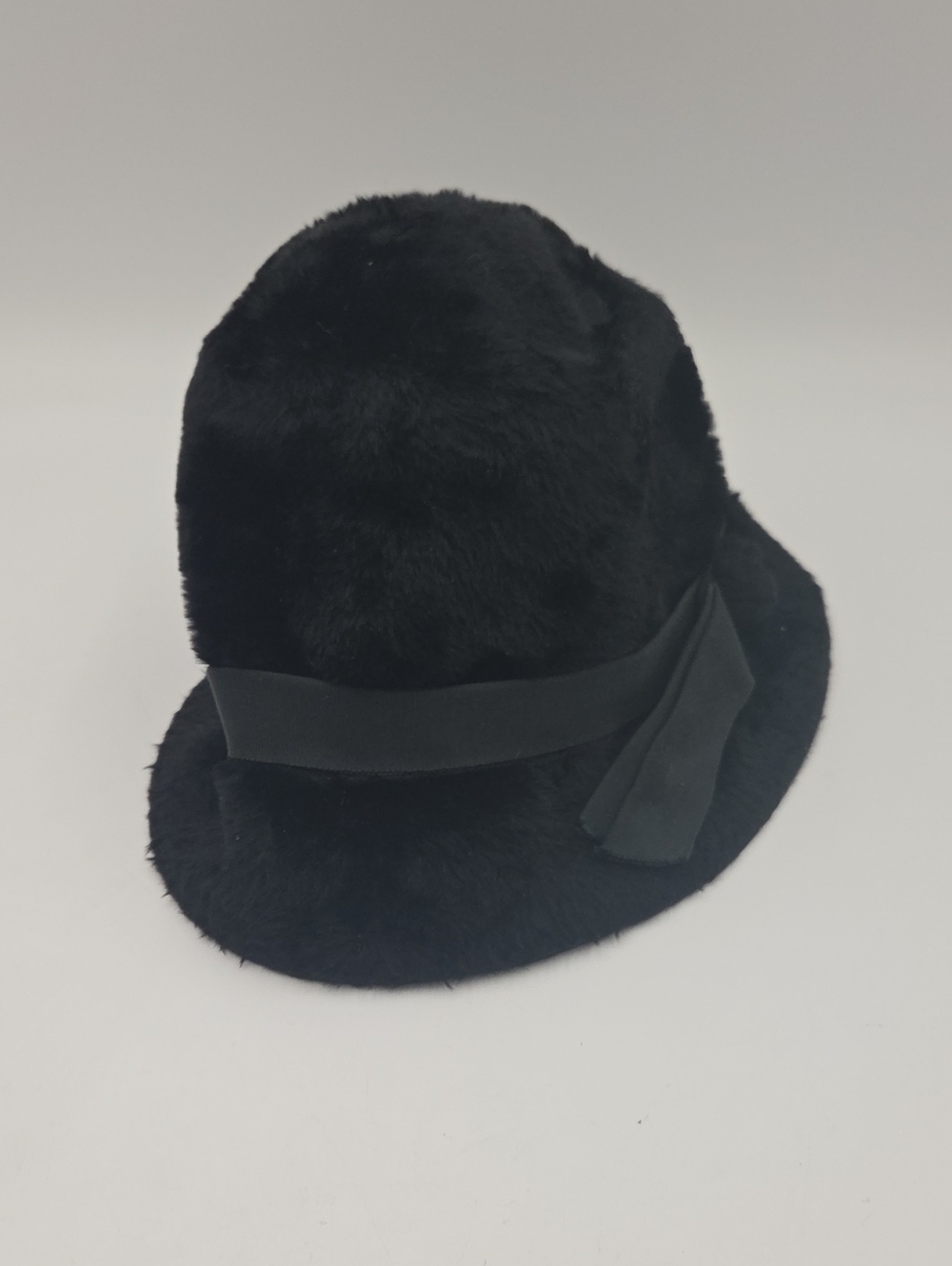 Vintage Caravelle Black Faux Fur Cloche Hat with Ribbon Trim